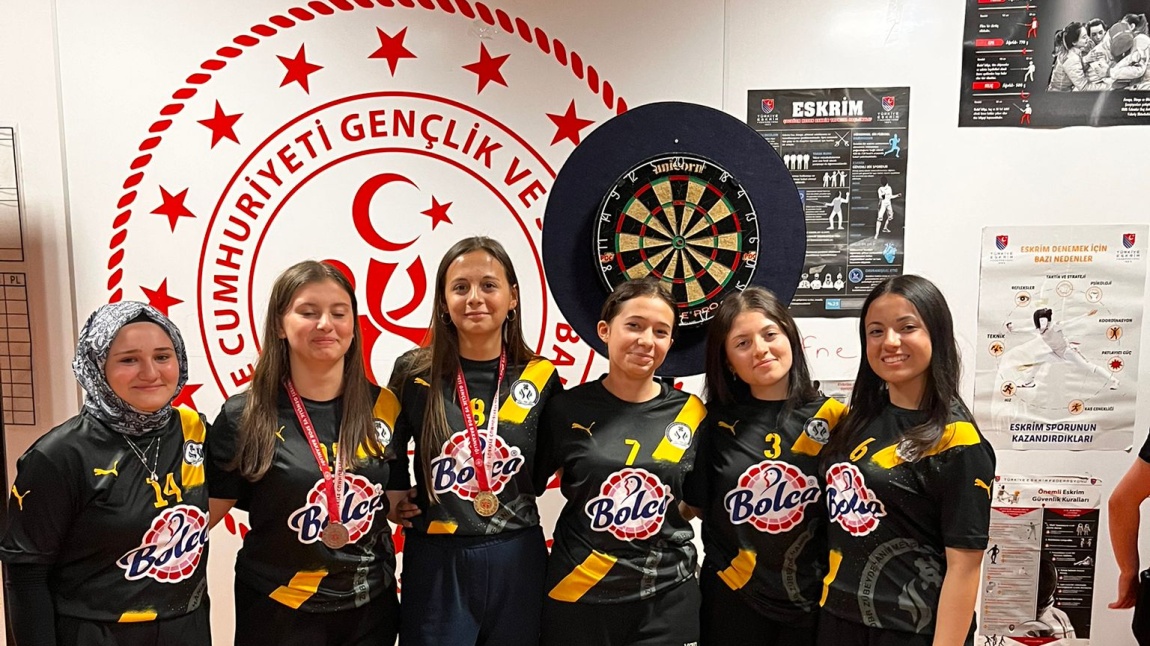 ÖĞRENCİLERİMİZ YILDIZLAR DART YARIŞMASINDA BOLU 1.Sİ VE BOLU İL 3.SÜ OLDU